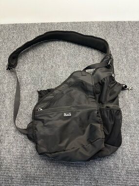 Slow T Black Side Sling Pet Carrier Button Padded Adjustable Strap Medium